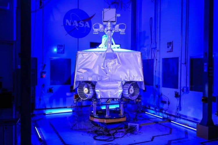 La NASA abandonne VIPER, sa mission de recherche de glace lunaire