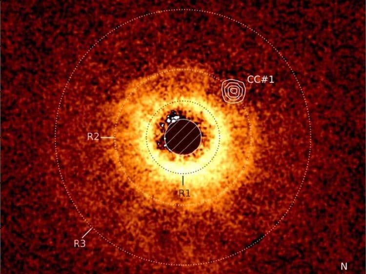 Une exoplanète photographiée par James Webb, une première presque irréelle