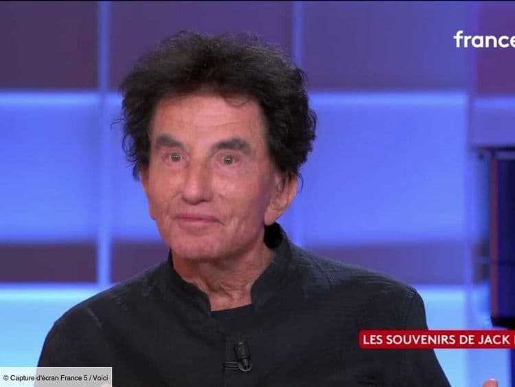 Jack Lang : l'ex-ministre de la Culture méconnaissable sur le plateau de C à vous, les internautes choqués (ZAPTV)