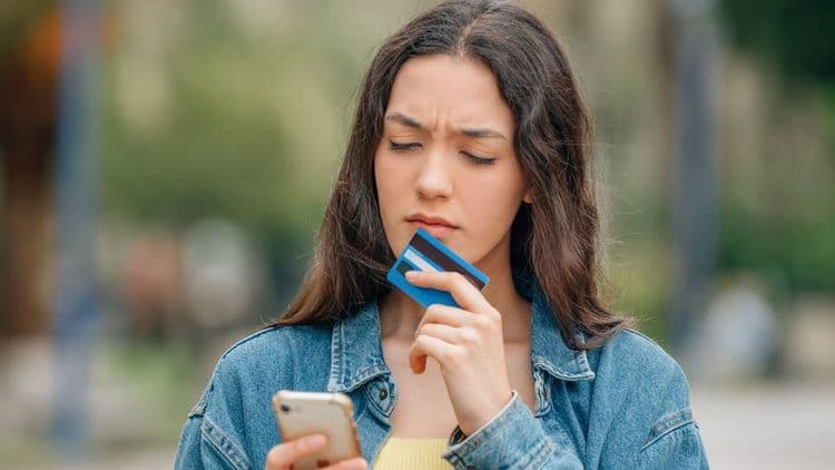 Carte bancaire : des frais d'inactivité 2 fois plus cher dans cette banque en ligne dès juin