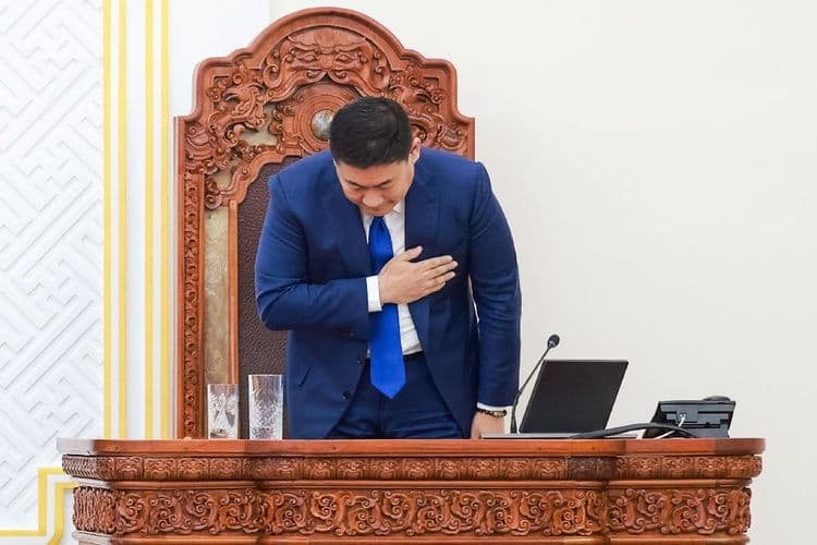 Accusé de corruption, le Premier ministre mongol perd un vote de confiance et démissionne