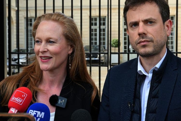 Dans un lycée de la Marne, deux députés dénoncent "l'omerta" autour des agissements d'un professeur