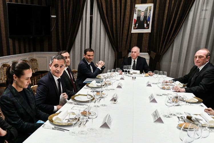 Autonomie de la Corse: accord entre Etat et élus sur une "écriture constitutionnelle"