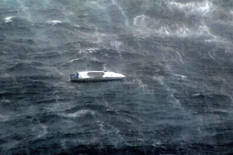 Un rameur lituanien secouru en pleine traversée du Pacifique en solitaire