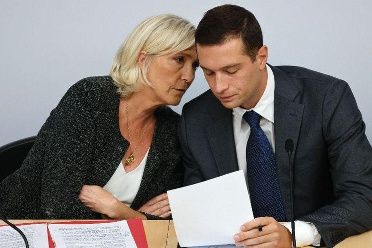 Pour sa rentrée parlementaire, Marine Le Pen appelle à une nouvelle dissolution