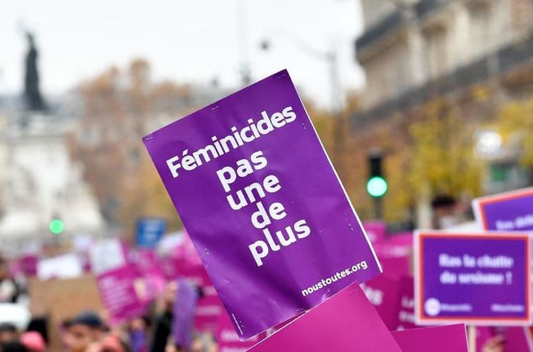 En France, les centres de suivi des auteurs de violences conjugales font le plein