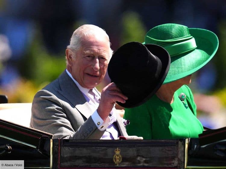 Charles III : cette femme à qui le roi se confie beaucoup... Et ce n'est pas sa femme Camilla Parker Bowles !