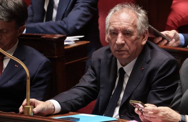Affaire Bétharram : le co-rapporteur de la commission d'enquête accuse François Bayrou de « faux témoignage » lors de son audition