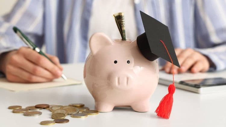 Prêt étudiant : voici les meilleurs taux des banques pour la rentrée 2025