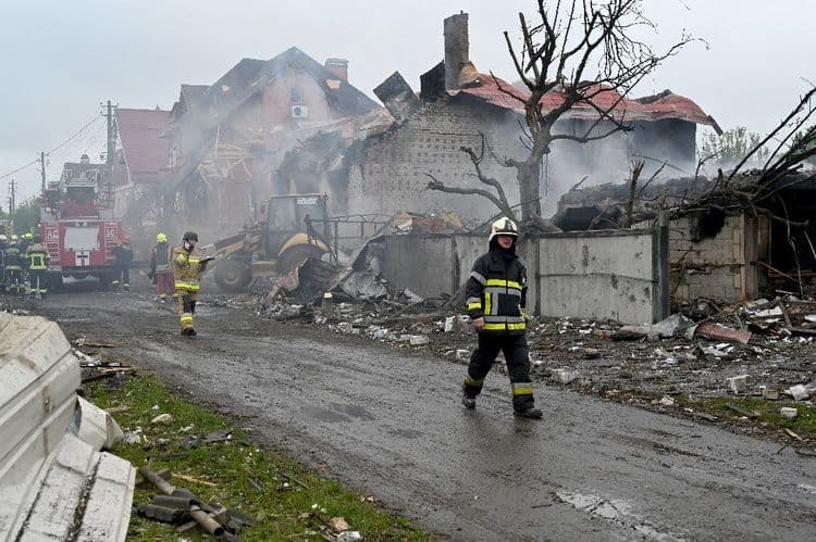 Une nouvelle attaque massive sur l'Ukraine fait au moins 13 morts