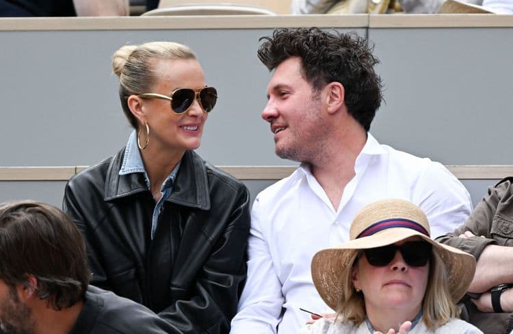 Laeticia Hallyday profite d’un séjour aux côtés de son compagnon Frédéric Suant
