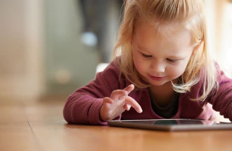 Les enfants de moins de 3 ans privés d’écran dès ce jeudi : quels lieux d’accueil sont concernés ?