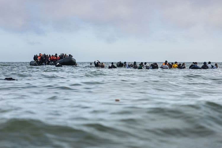 Manche: 184 migrants secourus dans le détroit du Pas-de-Calais