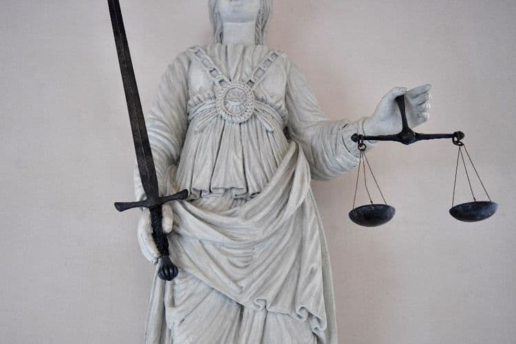 Le procès d'un ex-rebelle syrien pour complicité de crimes de guerre s'ouvre à Paris