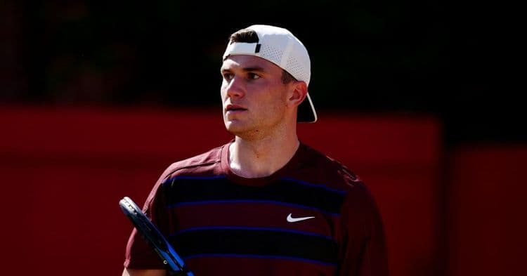 Queen’s: Draper tient son rang