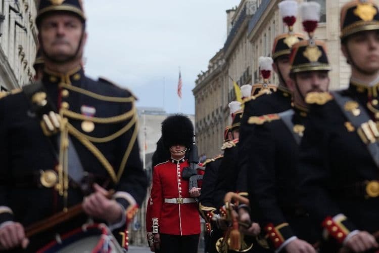 Après 120 d'Entente cordiale, une relève de la garde inédite entre l'Élysée et Buckingham