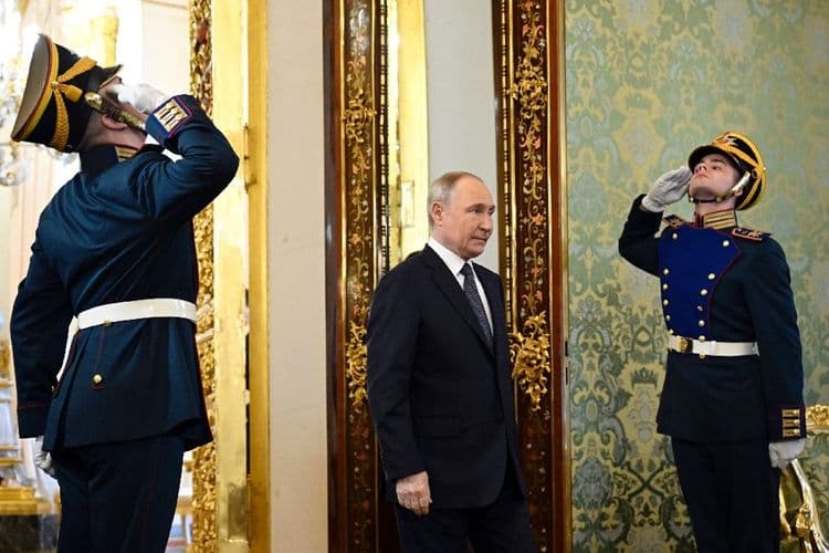 Ukraine: Poutine absent aux pourparlers d'Istanbul