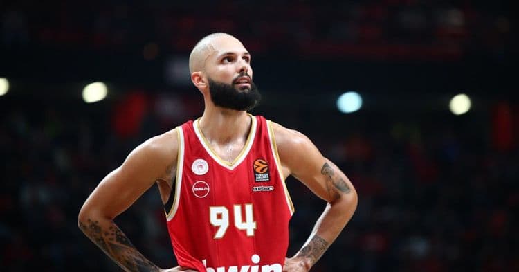 Evan Fournier charge le Paris Basketball