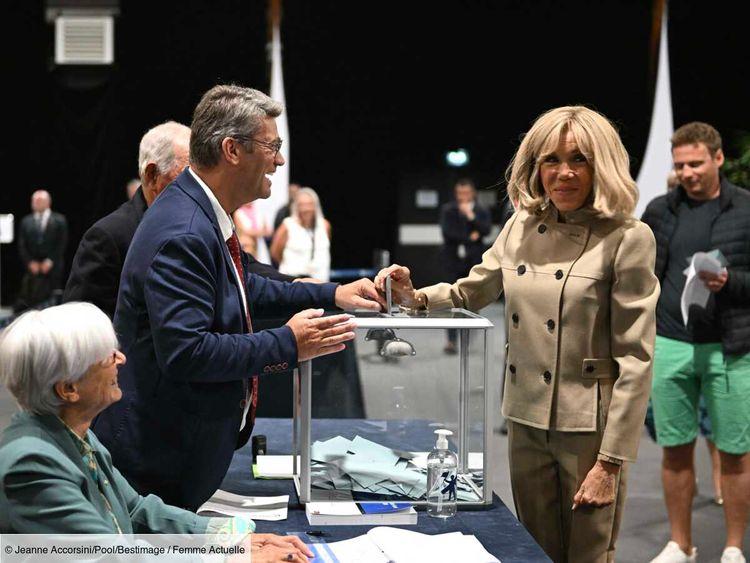 La bourde de Brigitte Macron dans son bureau de vote lors du premier tour des élections législatives