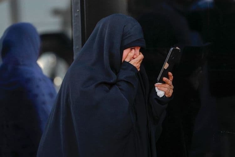 Nouvelles frappes israéliennes en Iran, Trump veut une "fin réelle" du conflit entre Israël et l'Iran
