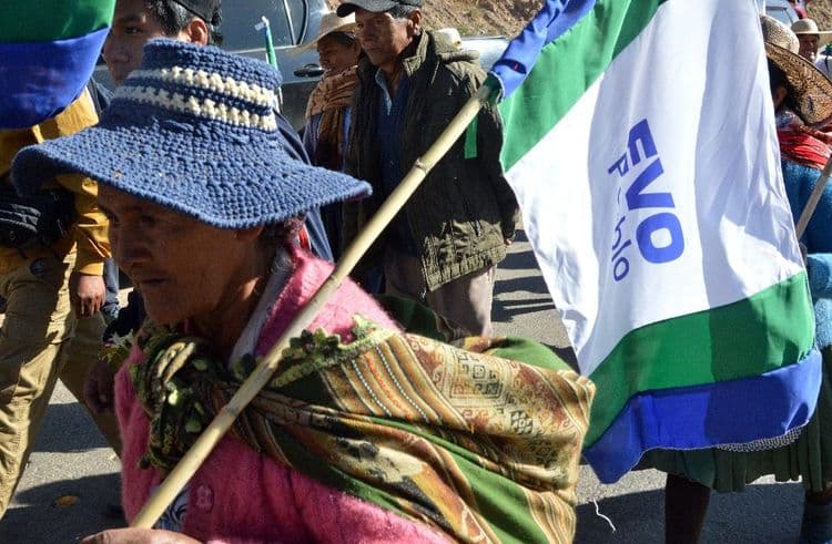 Bolivie : des partisans d'Evo Morales en route vers La Paz pour soutenir sa candidature
