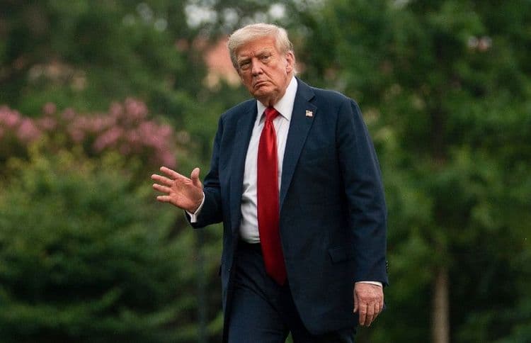 Trump promet des systèmes antiaériens Patriot à l'Ukraine