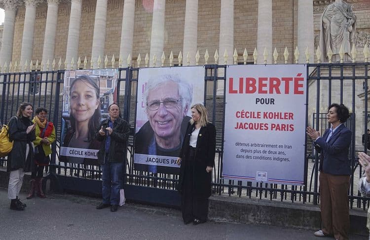 Iran-Israël : la prison de la Française Cécile Kohler bombardée, un acte « irresponsable » pour sa soeur