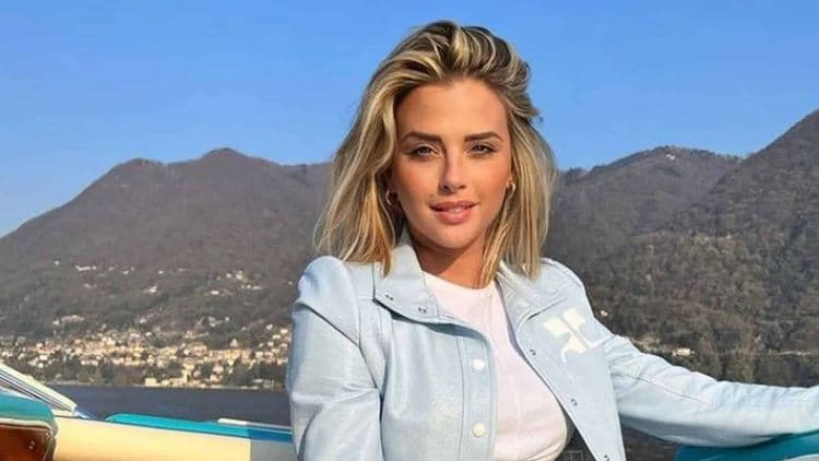 Kelly Vedovelli : exit Cyril Hanouna, elle s'affiche avec son nouveau compagnon, regardez !