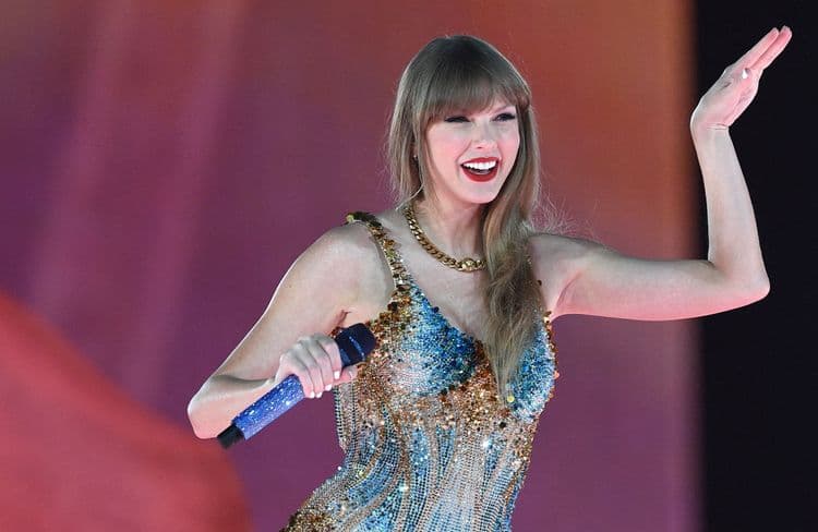 Taylor Swift : décryptage d’un phénomène musical devenu l’icône de toute une génération