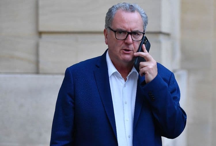Conseil constitutionnel: les députés LR inflexibles, Ferrand sous forte pression