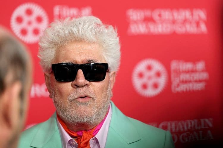 Des stars du cinéma, dont Pedro Almodovar et Richard Gere, dénoncent dans une tribune le "silence" face au "génocide" à Gaza