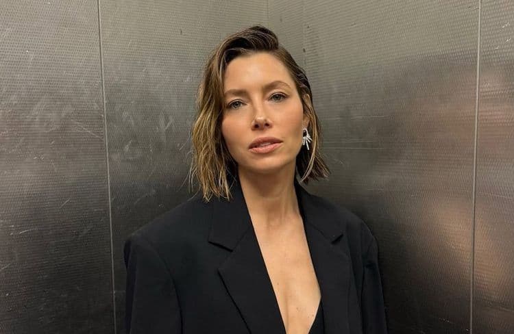 6 exercices que Jessica Biel adore pour être sculptée après 40 ans