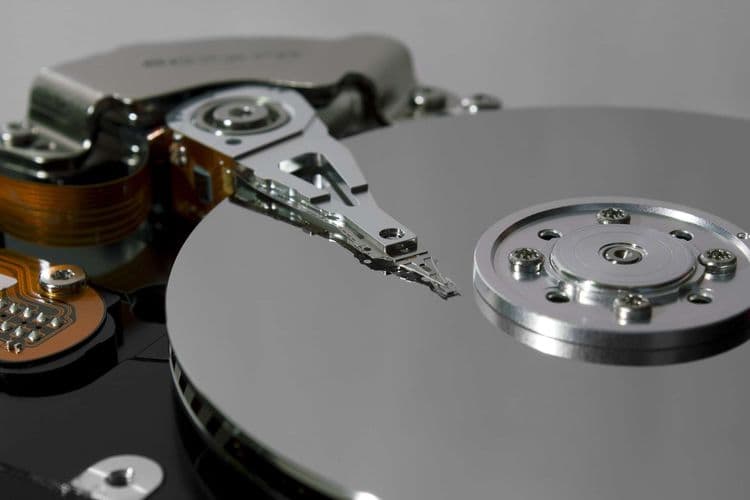 Un nouveau support de stockage crée à partir d'une mystérieuse technologie baptisée « magnéto-électrique »