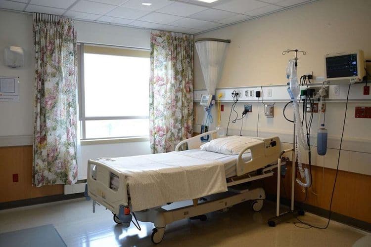 Fin de vie : l’Assemblée nationale valide les textes sur l’aide à mourir et les soins palliatifs
