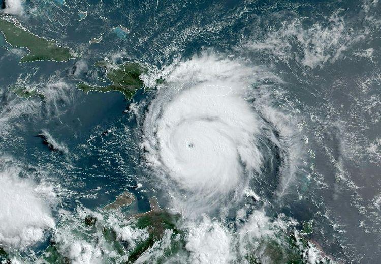 L'ouragan Béryl en route vers la Jamaïque, après avoir frappé les Antilles
