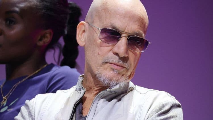 Florent Pagny (63 ans) avec Carla Bruni, "ça n’a pas été plus loin qu'une…" : il confirme à demi-mots