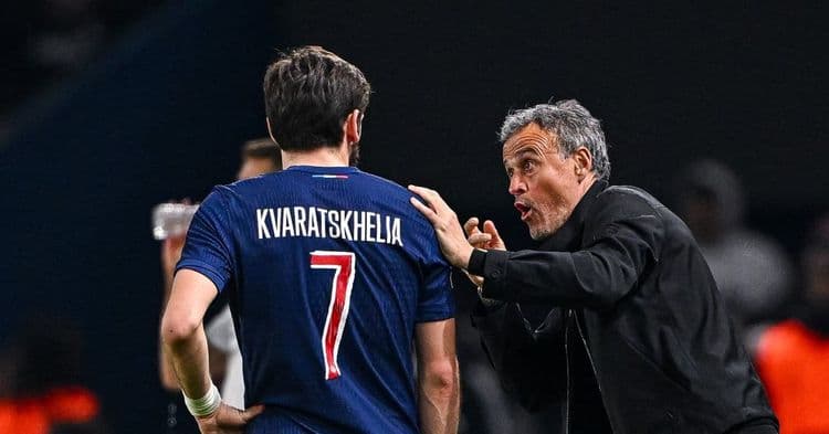 Pourquoi Kvaratskhelia n’a pas pu débuter contre Reims