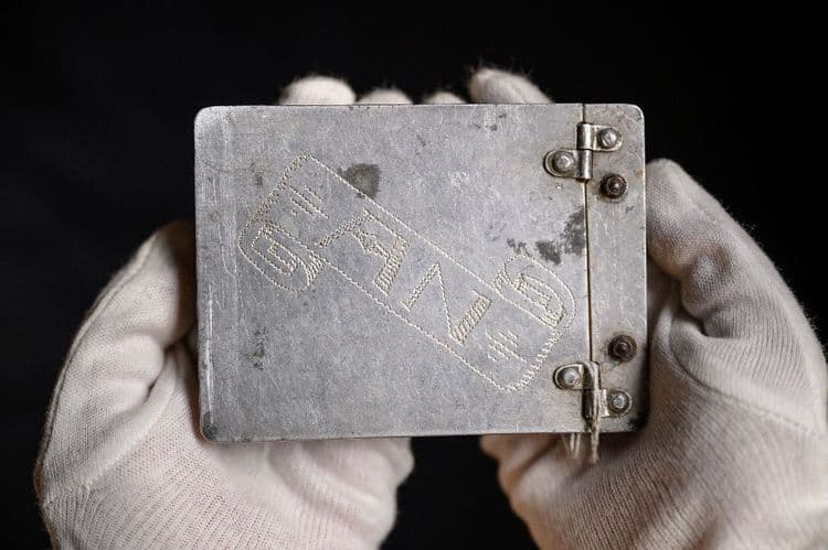 Enquête sur le carnet caché d'un déporté, retrouvé 80 ans après