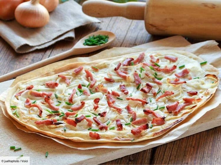 Flammekueche alsacienne : la recette authentique de la tarte flambée