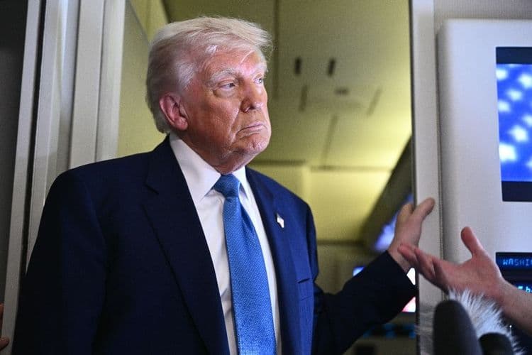 Appel Trump-Poutine lundi, nouvelle tentative pour "mettre fin au bain de sang" en Ukraine