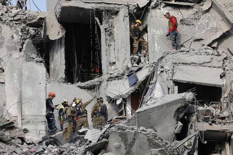 Israël accepte un cessez-le-feu avec l'Iran, les deux pays restent en alerte