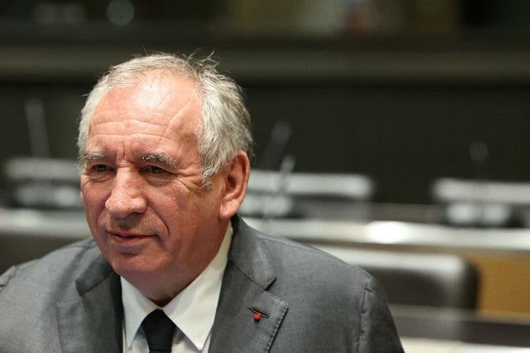 Bétharram: le collectif de victimes produit un document qui contredit Bayrou
