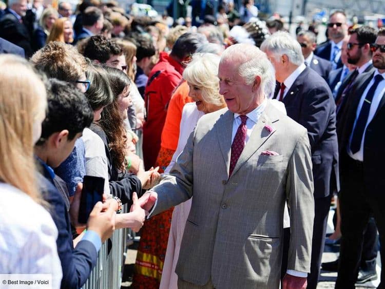Les membres de la famille royale inondés de cadeaux : que deviennent les présents qui leurs sont offerts ?