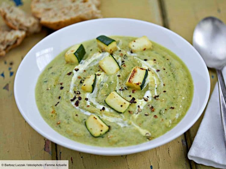 Des courgettes rôties et du Boursin, les ingrédients de la soupe froide idéale pour l'été