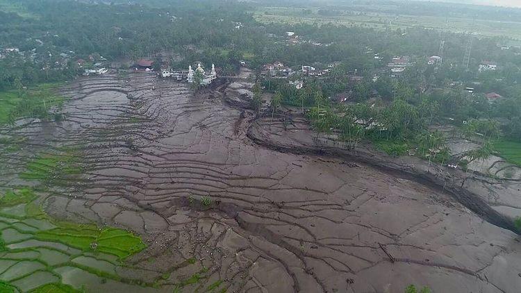 "Dieu, aie pitié!" : les survivants racontent l'horreur des inondations en Indonésie