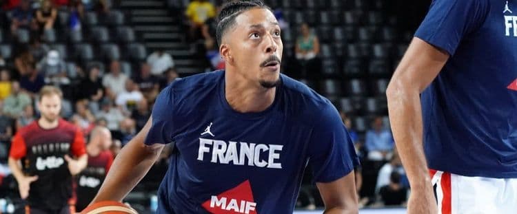 William Howard débarque à Nanterre