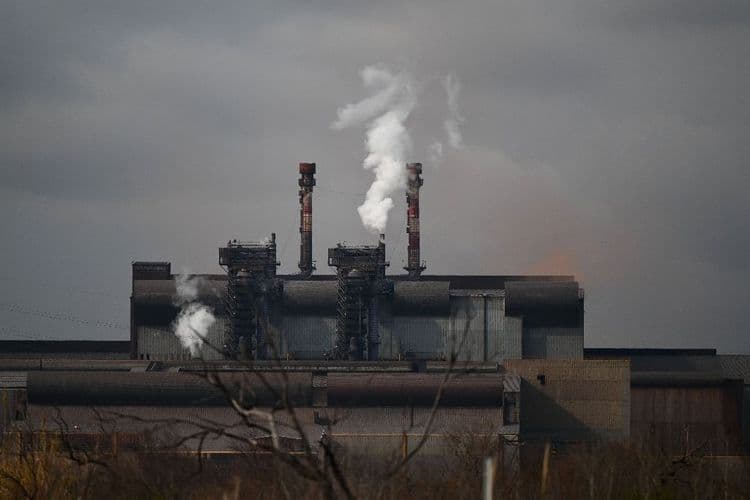 Climat: la baisse des émissions de gaz à effet de serre ralentit encore en France