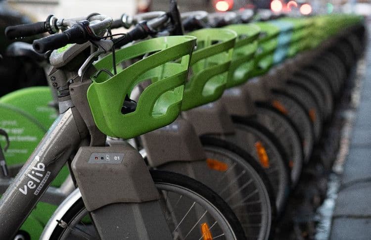 "On ne sait pas où sont les vélos": à Paris, 640 Vélib' disparaissent chaque semaine