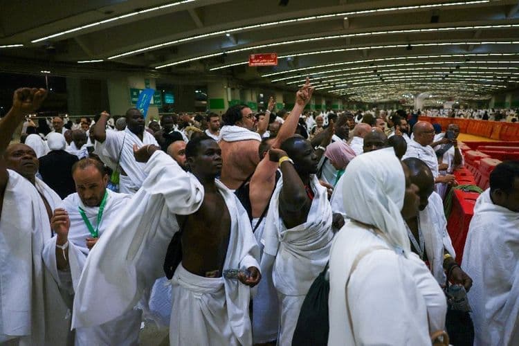 Avec la lapidation de Satan, le hajj en Arabie saoudite touche à sa fin