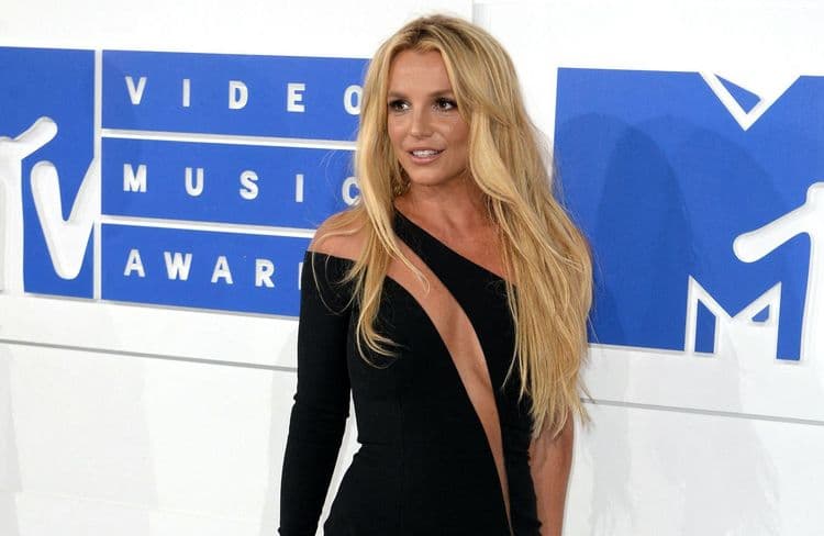 Britney Spears signe son retour avec une nouvelle marque de bijoux